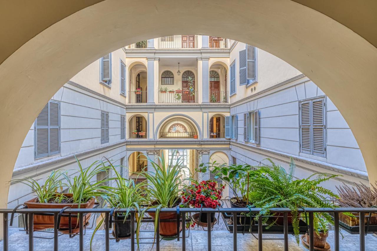 Luxury Stars In Rome - Andromeda Apartment In Colosseum Exteriör bild